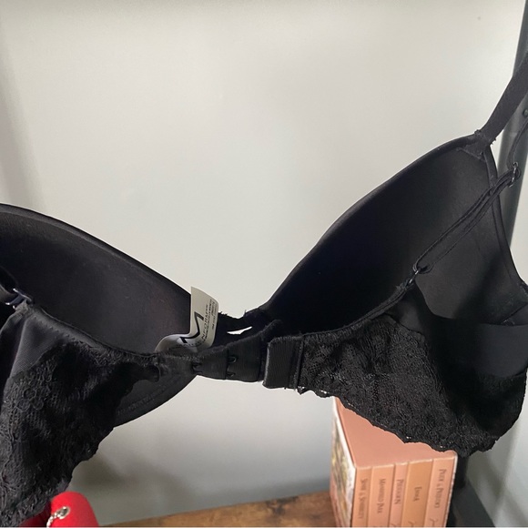 Maidenform One Fab Fit Demi Bra Lace-Trimmed Flex-Back Underwire T-Shirt Bra 32B - Picture 7 of 8